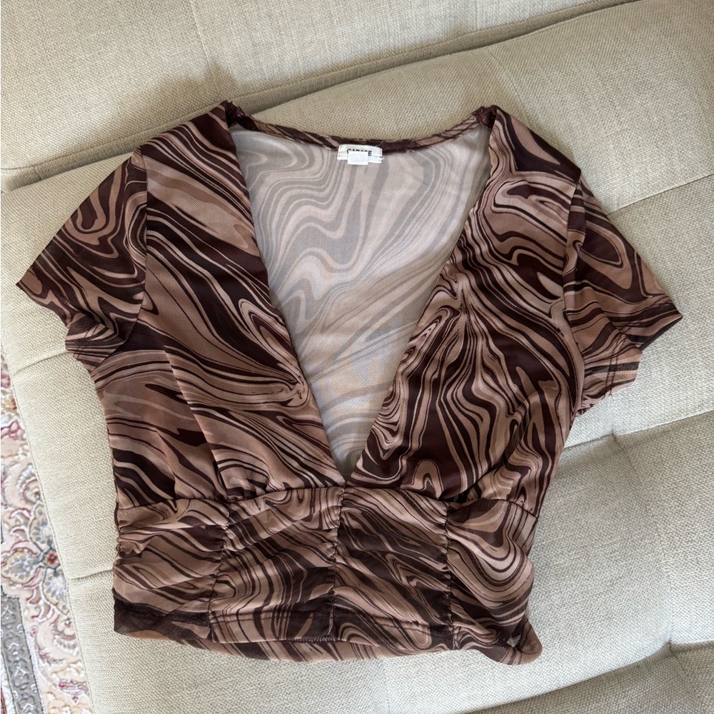 Brown Shirred Mesh Tee - Picture 3 of 3